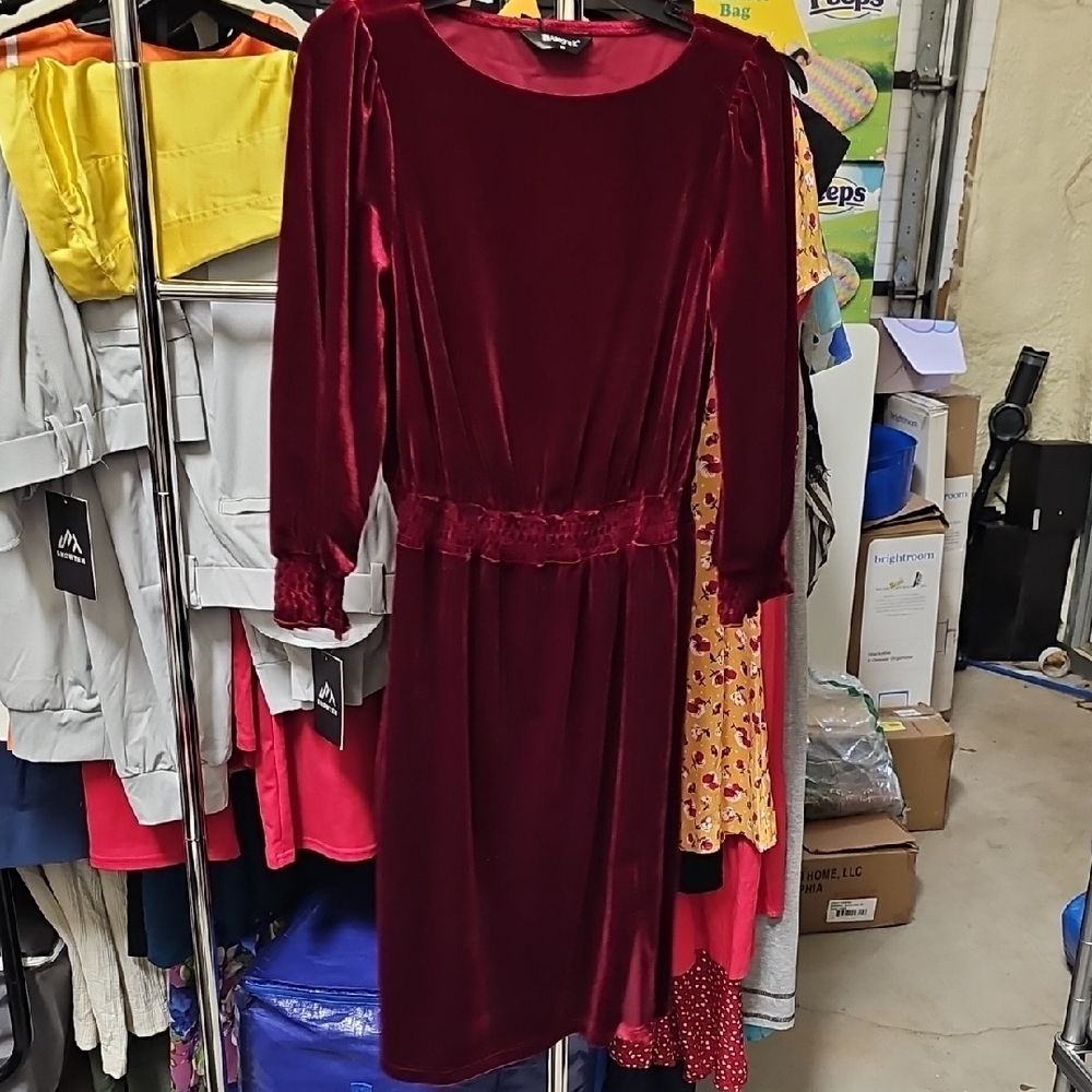 Nwt Elegant Velvet Burgundy Dress #139